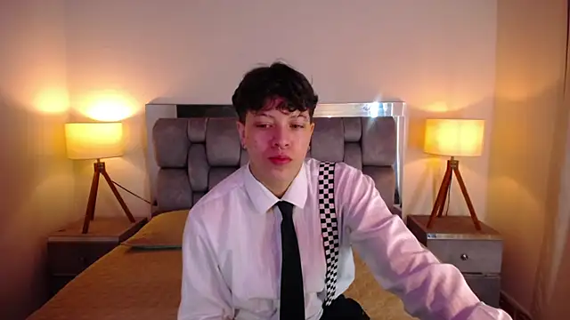 Asher addamss  online show from 06.16.26