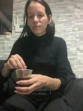 Snapshot of caterinekess chatting on 07.18.26 caterinekess online show from 07.18.26