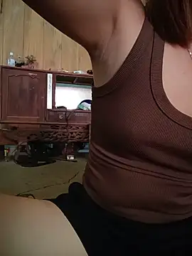Hazel Nova online show from 07.12.26