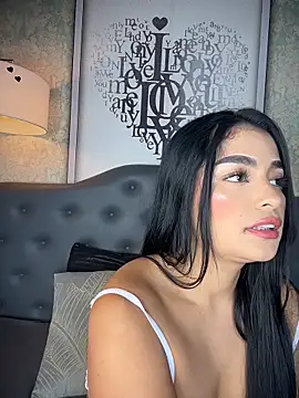 EvasBlazeXXX online show from 06.16.26