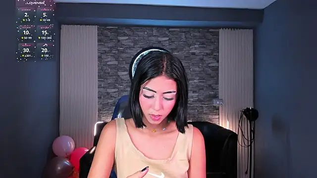 Snapshot of gemma_19_ chatting on 06.19.26 gemma 19 online show from 06.19.26