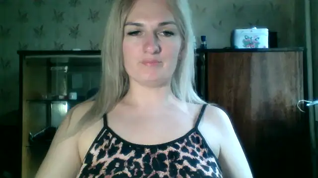 Snapshot of MartaHaze chatting on 05.11.26 MartaHaze online show from 05.11.26