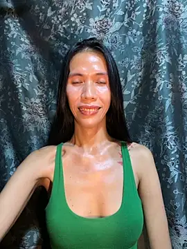 lovelyRAIN143 online show from 04.29.26