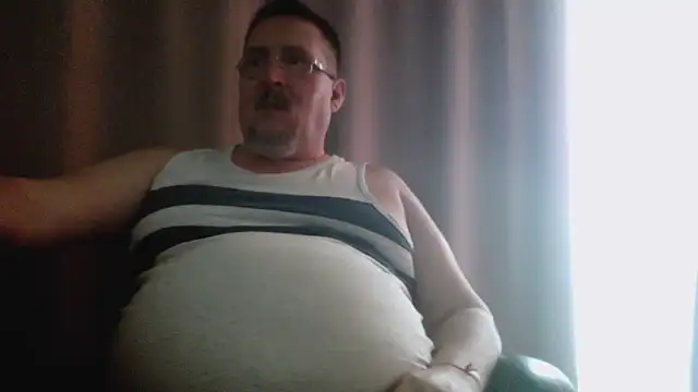 Snapshot of Adymby chatting on 06.20.26 Adymby online show from 06.20.26