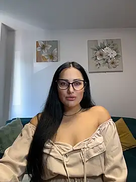 Snapshot of AnyEvyy chatting on 06.20.26 AnyEvyy online show from 06.20.26