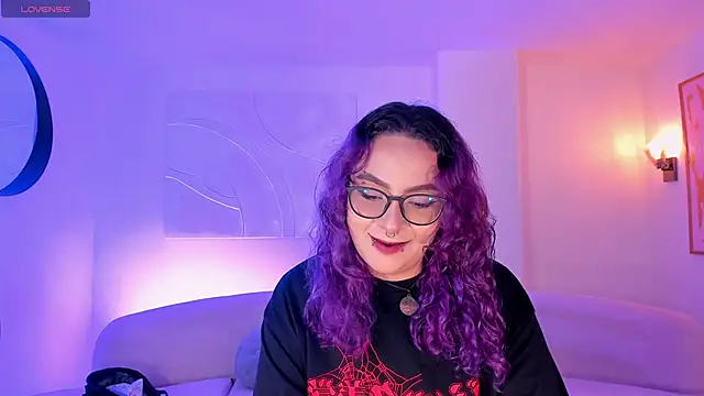 Snapshot of LoiseHarper chatting on 06.02.26 LoiseHarper online show from 06.02.26