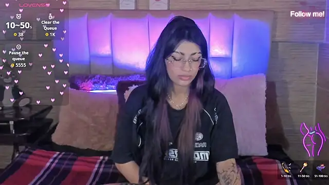 mia smoke  online show from 06.29.26