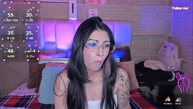 mia smoke  online show from 07.26.26