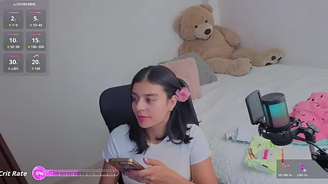 Snapshot of valerihouse_ chatting on 06.11.26 valerihouse online show from 06.11.26