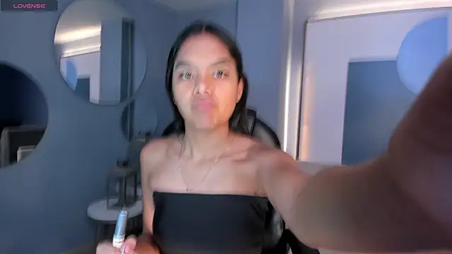 SaphiraJames online show from 06.21.26
