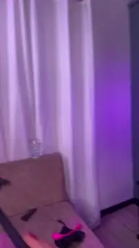 Snapshot of Laurent_Milf chatting on 06.18.26 Laurent Milf online show from 06.18.26