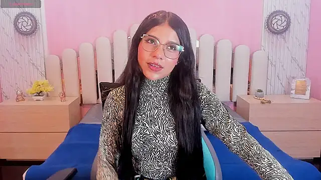 Snapshot of babe_vennus chatting on 06.03.26 babe vennus online show from 06.03.26