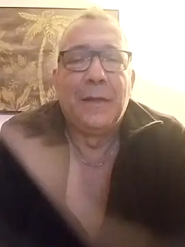 Soloyan online show from 12.22.24