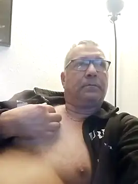 Soloyan online show from 01.05.25