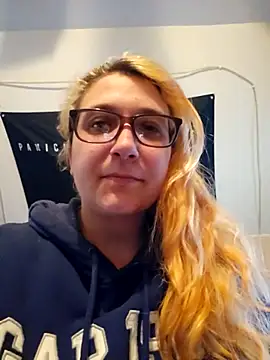 Thatonebinch online show from 05.01.26