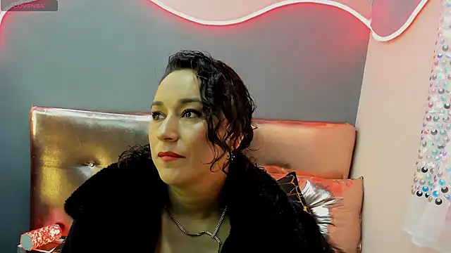Elizabeth bennett online show from 05.14.26