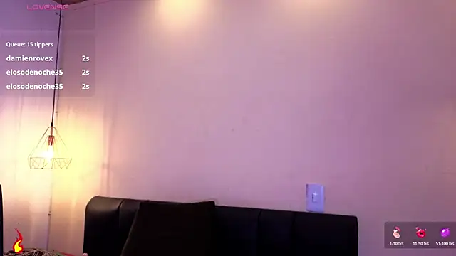 Snapshot of Chloe_monroee chatting on 06.18.26 Chloe monroee online show from 06.18.26