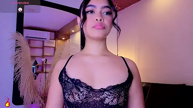Snapshot of Chloe_monroee chatting on 07.13.26 Chloe monroee online show from 07.13.26