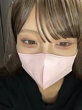 Snapshot of Sakuna_oO chatting on 07.15.26 Sakuna oO online show from 07.15.26