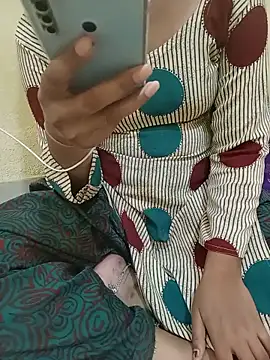 Snapshot of Seema_yadav01 chatting on 06.10.26 Seema yadav01 online show from 06.10.26