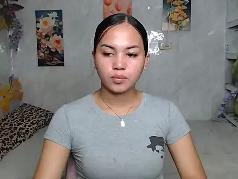 Snapshot of ur_asiankat chatting on 07.24.26 ur asiankat online show from 07.24.26