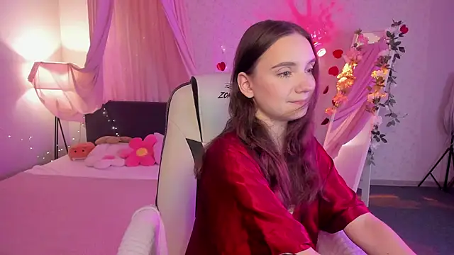 Snapshot of Elvienne chatting on 07.11.26 Elvienne online show from 07.11.26