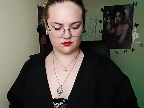 Snapshot of RinaRiii chatting on 07.05.26 RinaRiii online show from 07.05.26