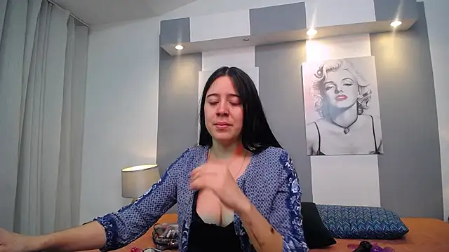 Snapshot of _tamara_priya_ chatting on 07.25.26 tamara priya online show from 07.25.26