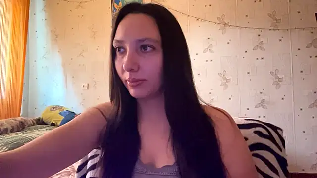 Snapshot of SheeringGape chatting on 06.17.26 SheeringGape online show from 06.17.26
