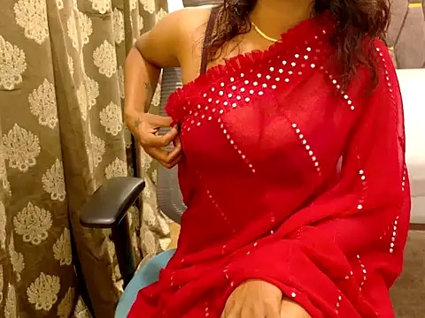 Snapshot of DR_Salini chatting on 06.12.26 DR Salini online show from 06.12.26