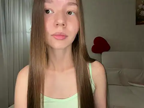 Snapshot of mystarAlice chatting on 06.19.26 mystarAlice online show from 06.19.26