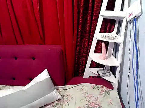hotchickgirl online show from 08.02.26