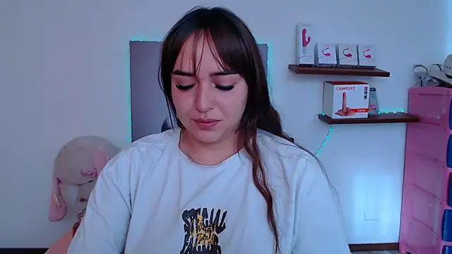 Snapshot of anyela_bubble18 chatting on 06.27.26 anyela bubble18 online show from 06.27.26