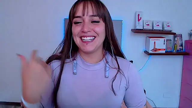 Snapshot of anyela_bubble18 chatting on 06.30.26 anyela bubble18 online show from 06.30.26