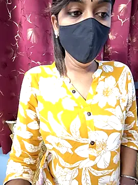 Snapshot of Menaxi_Baby7 chatting on 06.21.26 Menaxi Baby7 online show from 06.21.26