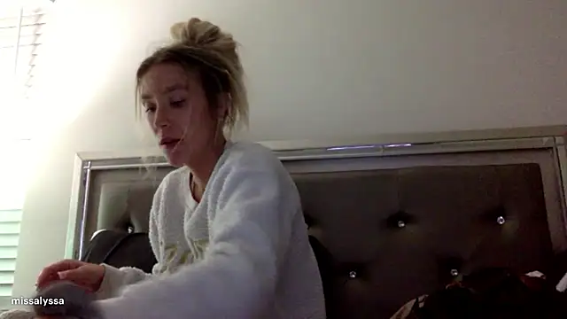 Misss alyssaaa online show from 05.27.26