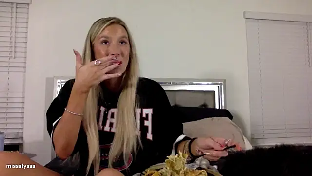 Misss alyssaaa online show from 06.11.26