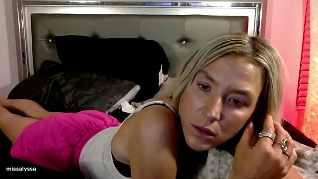 Misss alyssaaa online show from 06.23.26