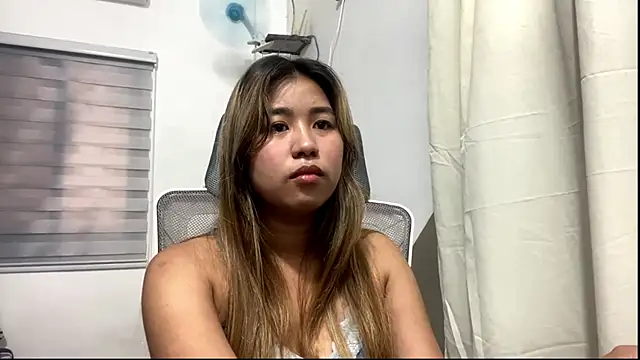 Snapshot of SammyFaragoza chatting on 05.10.26 SammyFaragoza online show from 05.10.26