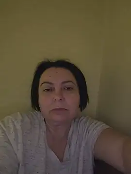 Snapshot of EmmaEmmy40 chatting on 05.30.26 EmmaEmmy40 online show from 05.30.26