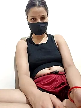 Snapshot of kiran-baby chatting on 06.18.26 kiran-baby online show from 06.18.26