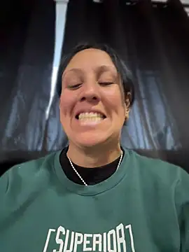 Snapshot of Cloe-Fire chatting on 05.20.26 Cloe-Fire online show from 05.20.26