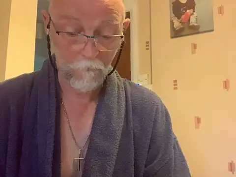 Snapshot of Moonraker64 chatting on 07.02.26 Moonraker64 online show from 07.02.26