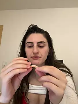 Snapshot of OliviaBaby- chatting on 07.04.26 OliviaBaby- online show from 07.04.26