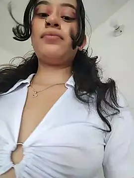 L0lita Emi12 online show from 07.10.26