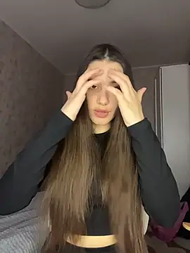 Snapshot of Selena_Mur_ chatting on 05.19.26 Selena Mur online show from 05.19.26
