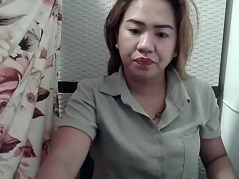 Snapshot of mecka20 chatting on 05.10.26 mecka20 online show from 05.10.26