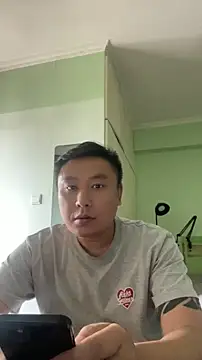 Snapshot of mrcake666 chatting on 07.14.26 mrcake666 online show from 07.14.26
