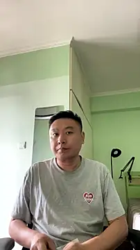 Snapshot of mrcake666 chatting on 07.17.26 mrcake666 online show from 07.17.26