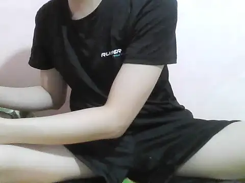 Zineyy online show from 06.29.26